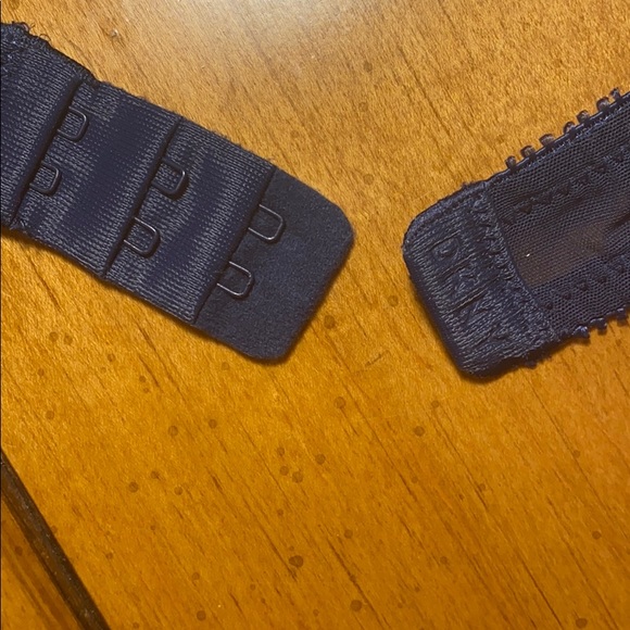 DKNY Sheer Lace Push-Up Bra Sz: 34B - Picture 5 of 7